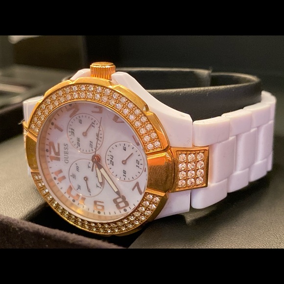 Guess Watch - Picture 3 of 4